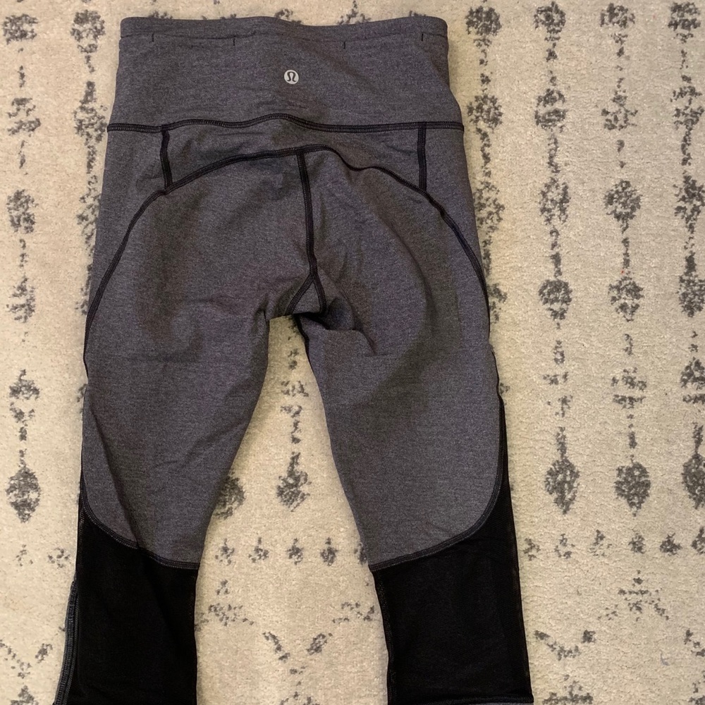 Lulu lemon yoga pants